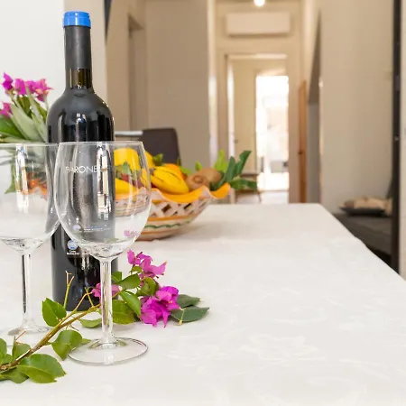 Holiday home Sicilia Bedda Casavacanze *